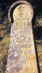 11. Montesegur Stele commemorativa
